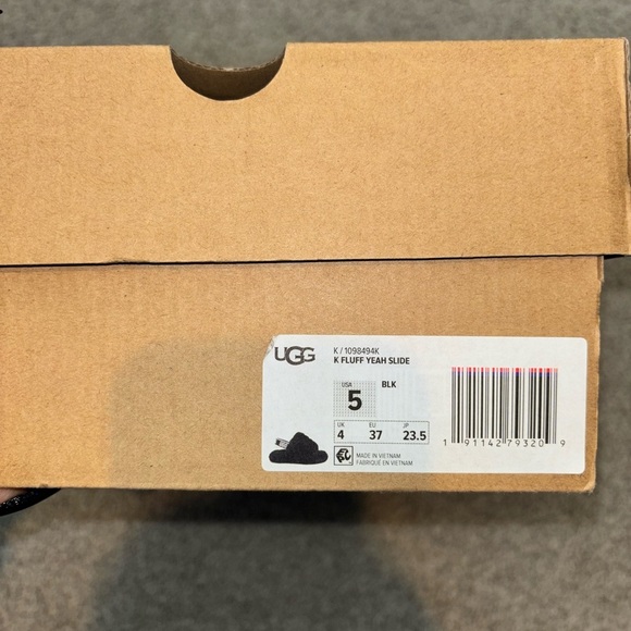 UGG Fluff Yeah Slide - Picture 6 of 6